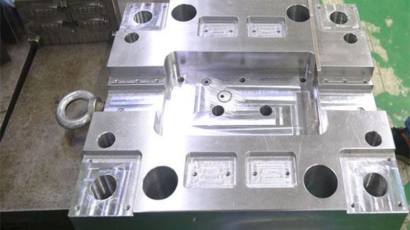家电模具设计：步骤解析与标准规范解读