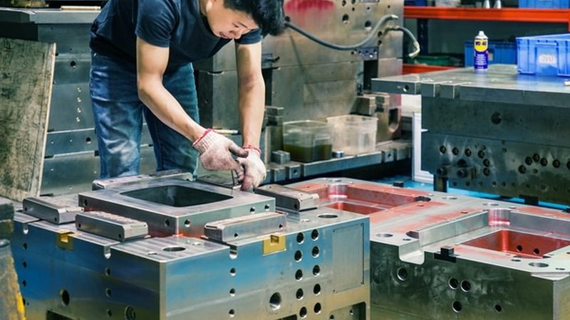模具制造厂交货周期长怎么办